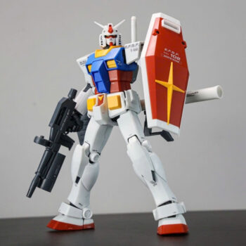 Alternative view of MG 1/100 GUNDAM RX-78-2