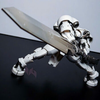 Alternative view of HG 1/144 HELMWIGE REINCAR CUSTOM WHITE