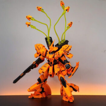 Alternative view of RG 1/144 MSN-04 SAZABI ORANGE CUSTOM